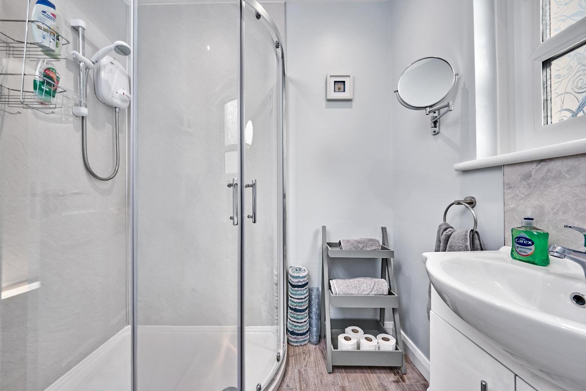 Portglenone Apartments Экстерьер фото