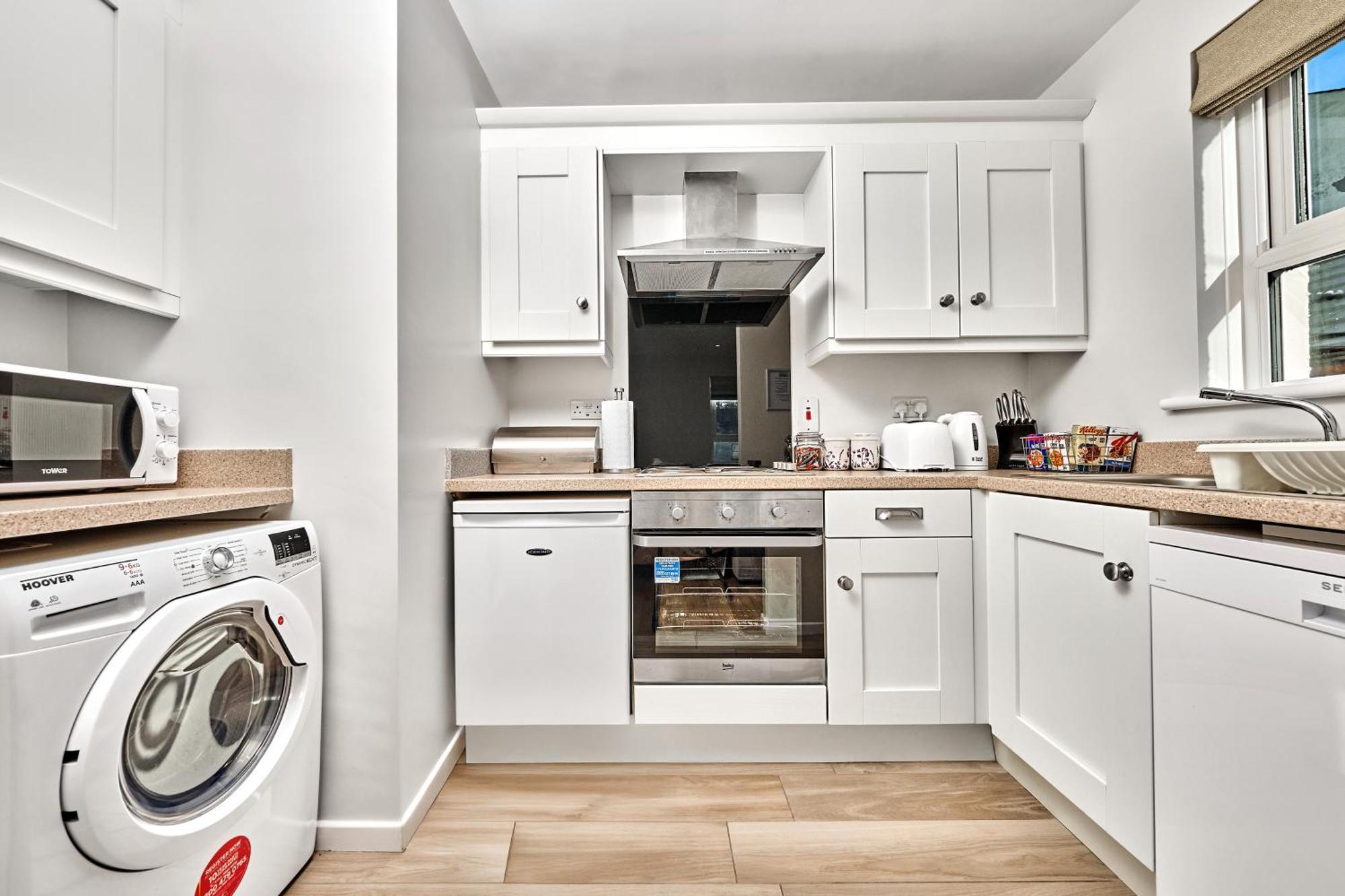 Portglenone Apartments Экстерьер фото